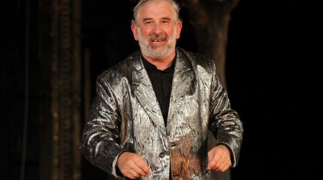 Πέτρος Φιλιππίδης