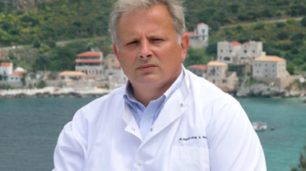 Ανάργυρος Μαριόλης: Ο καλύτερος οικογενειακός γιατρός του κόσμου 