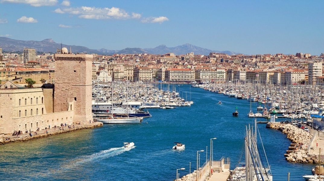 Μόσιαλος: Τι ξέρουμε για τη νέα μετάλλαξη από το Καμερούν