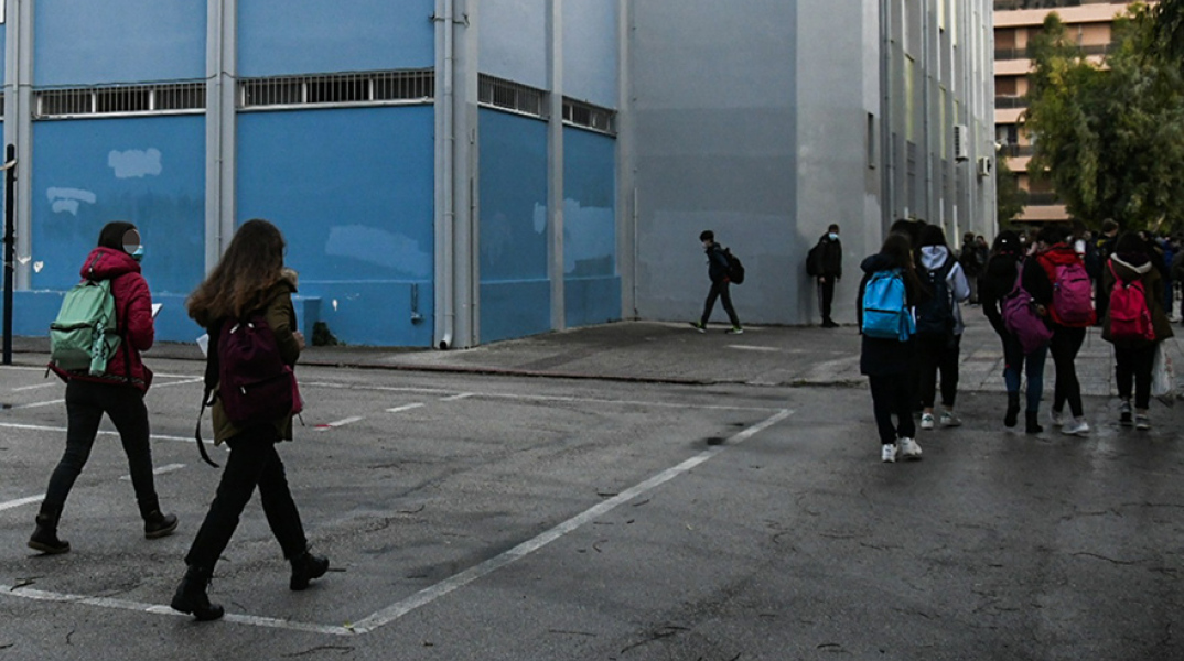Ανοίγουν τα σχολεία στις 10 Ιανουαρίου