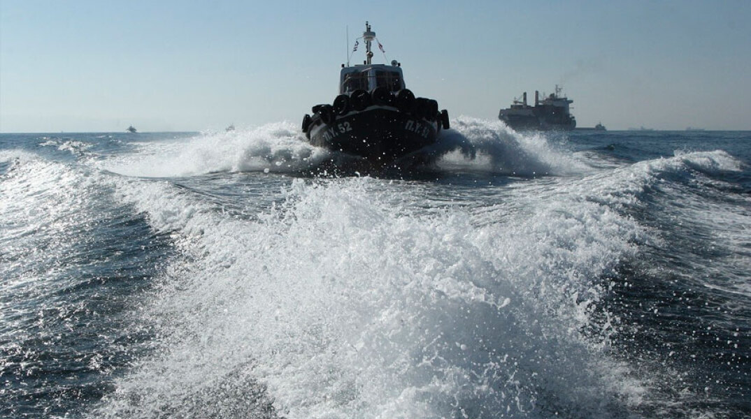 Σκάφος του Λιμενικού Σώματος