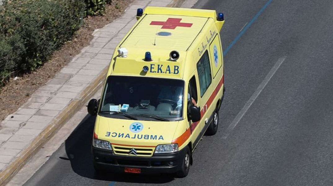 Θεσσαλονίκη: 18χρονη έπεσε από τον τέταρτο όροφο
