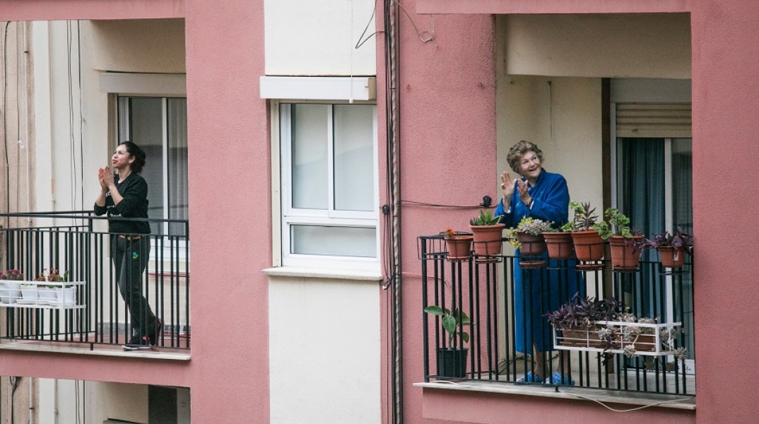 Τα αυστηρά lockdown δεν αποτελούν πλέον εργαλείο περιορισμού του κορωνοϊού