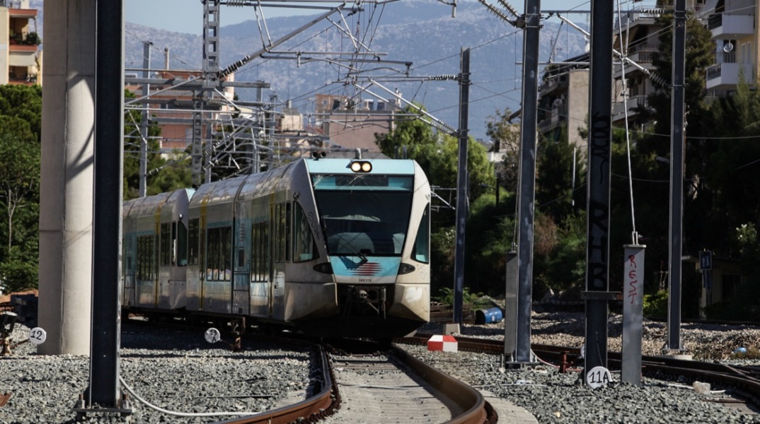 Τρένο του προαστιακού.
