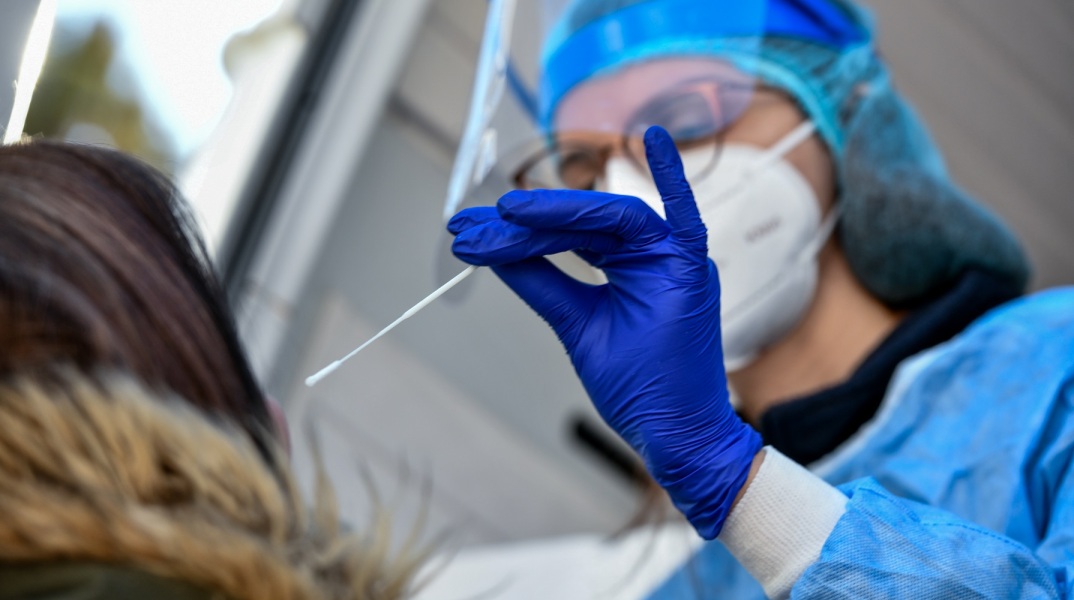 Δωρεάν rapid test για κορωνοϊό: Σε ποια σημεία σε όλη την Ελλάδα πραγματοποιούνται σήμερα, Σάββατο 8 Ιανουαρίου 2022.