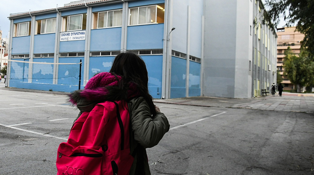 Σχολεία: Βρέθηκαν 14.000 κρούσματα από τα self test
