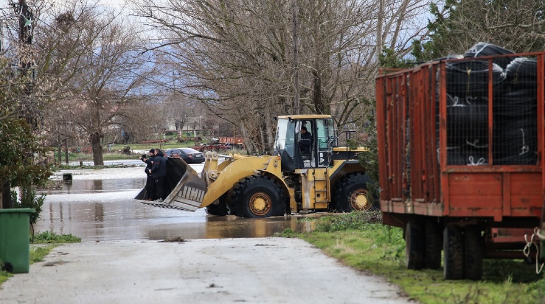 Κακοκαιρία «Διομήδης»: Δύο νεκροί σε Σέρρες και Καρδίτσα
