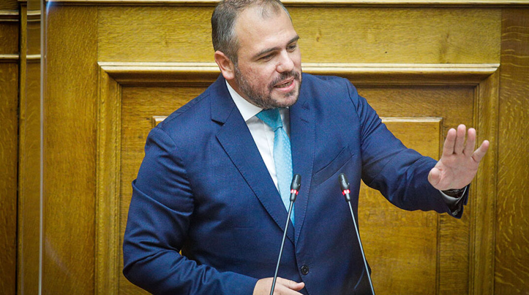 Ο Φίλιππος Φόρτωμας, βουλευτής ΝΔ, διασωληνώθηκε με κορωνοϊό στη ΜΕΘ