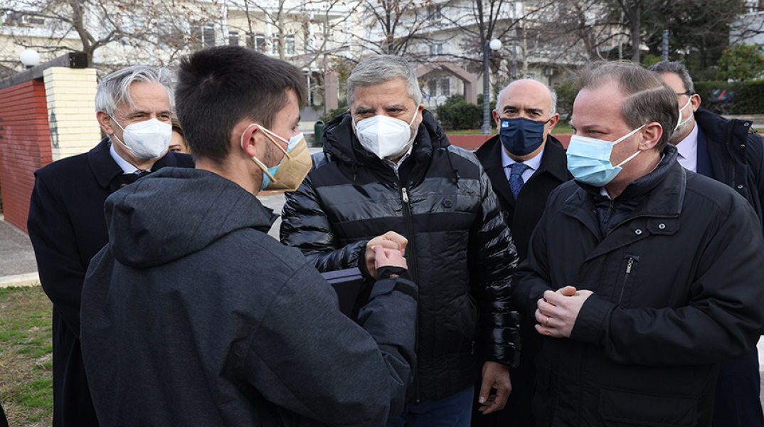 Έπιασε τιμόνι ο πρώτος 17χρονος οδηγός