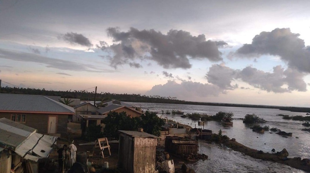 Έκρηξη ηφαιστείου στα νησιά Τόνγκα: Συναγερμός για τσουνάμι στον Ειρηνικό