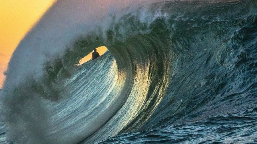 Τόνγκα: Έκρηξη ηφαιστείου – Τσουνάμι μισού μέτρου χτυπά νησιά του Ειρηνικού