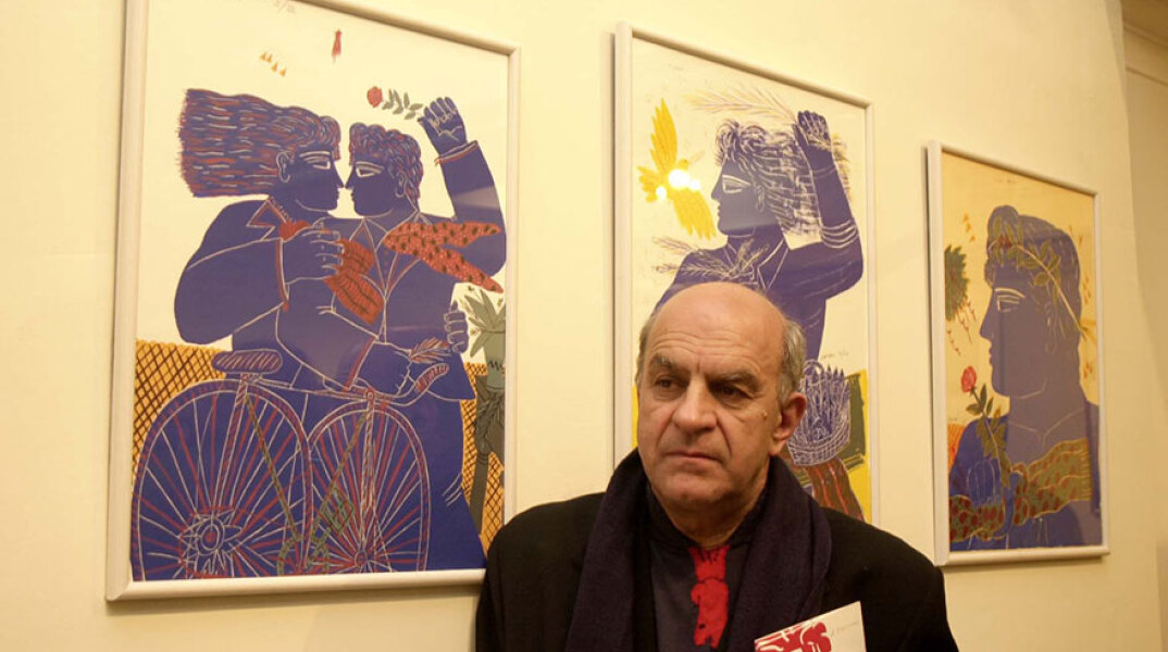 Ο Αλέκος Φασιανός σε έκθεση με έργα του στη Νέα Υόρκη το 2001