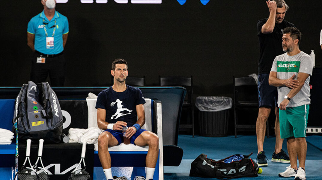 Ο Νόβακ Τζόκοβιτς σε προπόνηση για το Australian Open στη Μελβούρνη