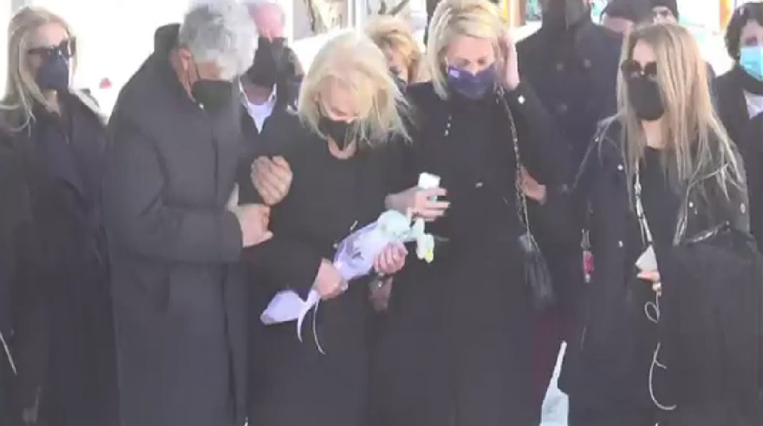 Τζώρτζης Μονογυιός: Τελευταίο αντίο στη Μύκονο 