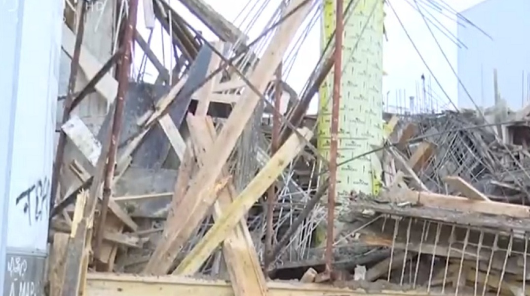 Κατέρρευσε οικοδομή στον Γέρακα 