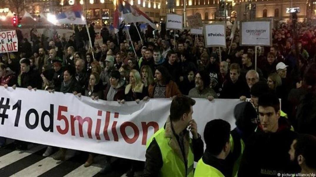 Σερβία: Η οικολογική εξέγερση σταμάτησε την εξόρυξη λιθίου από την Rio Tinto