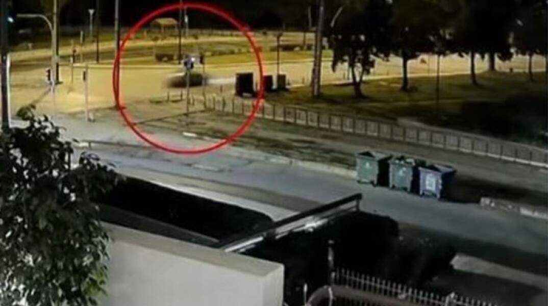 Τροχαίο δυστύχημα στη Γλυφάδα - Νεκρός ένας 21χρονος