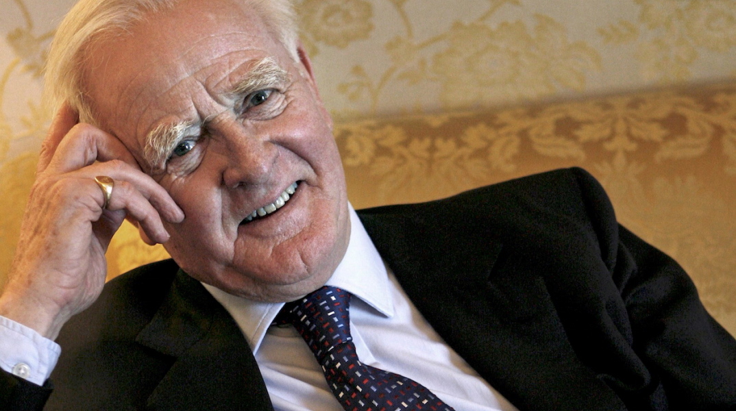 Βιβλιοκριτική στο νέο μυθιστόρημα Σίλβερβιου του John Le Carre, που κυκλοφορεί από τις εκδόσεις Bell. 