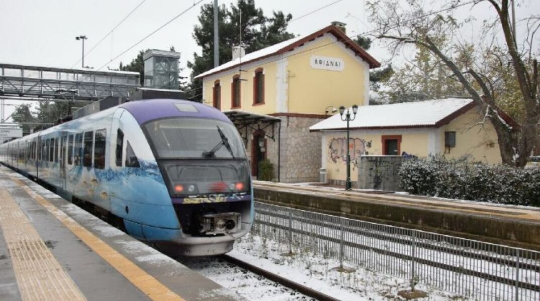 Αποζημίωση 1.000 ευρώ σε εγκλωβισμένους επιβάτες στα τρένα με δρομολόγια Αθήνα - Θεσσαλονίκη © Eurokinissi