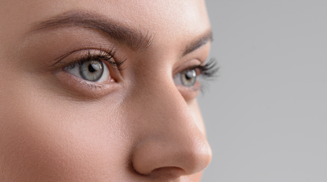 Το άσπρο του ματιού αλλάζει χρώμα: Τι συμβαίνει; 