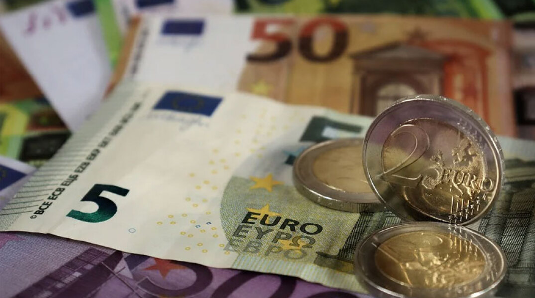 Χαρτονομίσματα και κέρματα του ευρώ