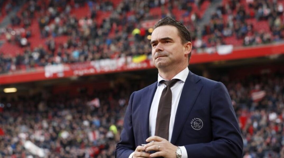 Παραίτηση του διευθυντή του Άγιαξ Μαρκ Όφερμαρς λόγω «ανάρμοστων μηνυμάτων» σε συνεργάτιδες