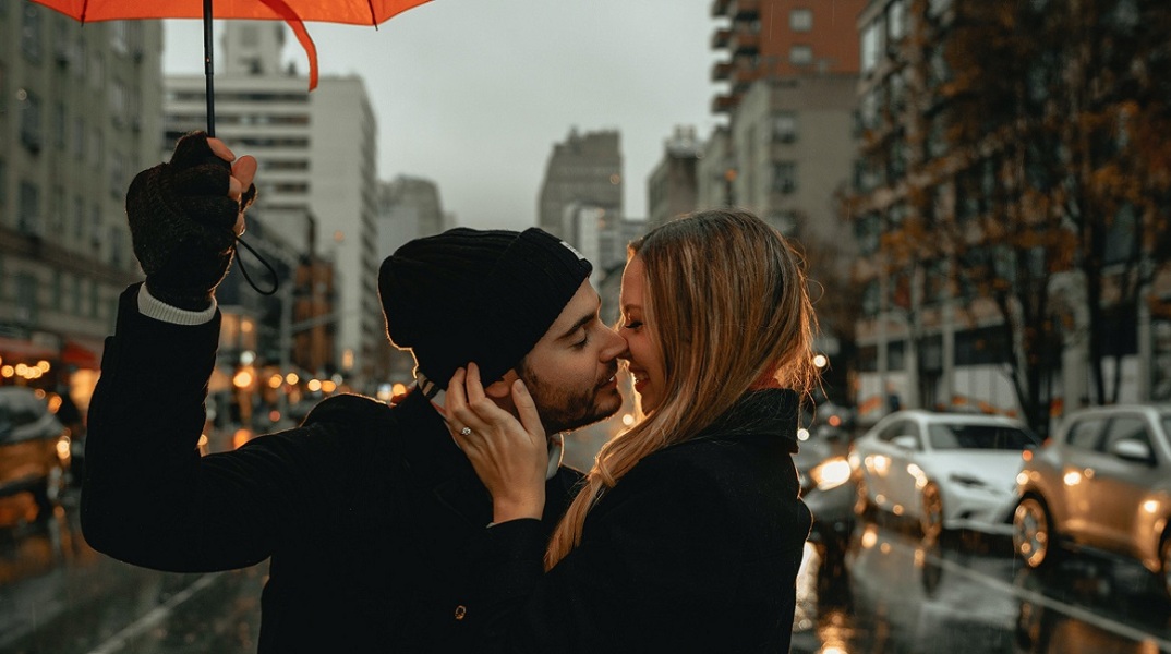 Ένα ερωτευμένο ζευγάρι. 