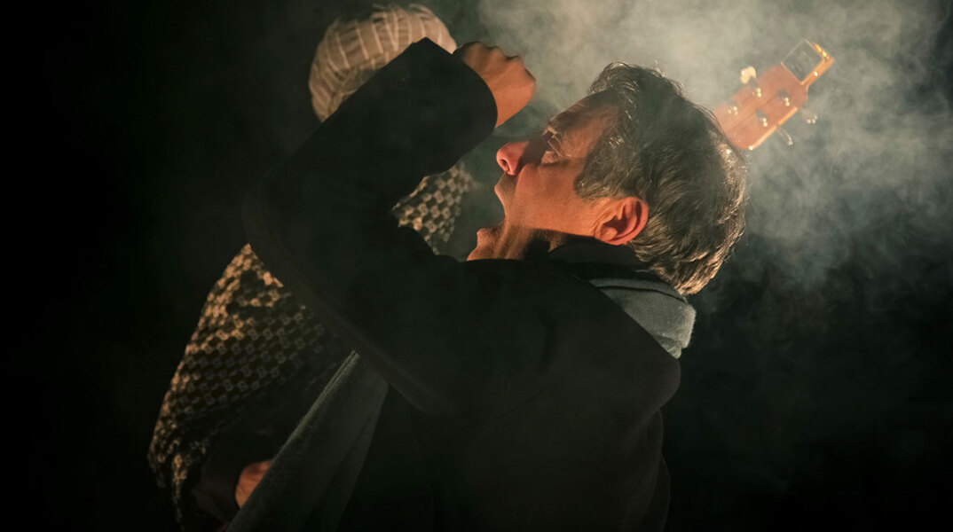 «Κόκκαλο» στο Θέατρο Τέχνης Κάρολος Κουν - Ο Γεράσιμος Γεννατάς στον ρόλο του Αντονέν Αρτώ