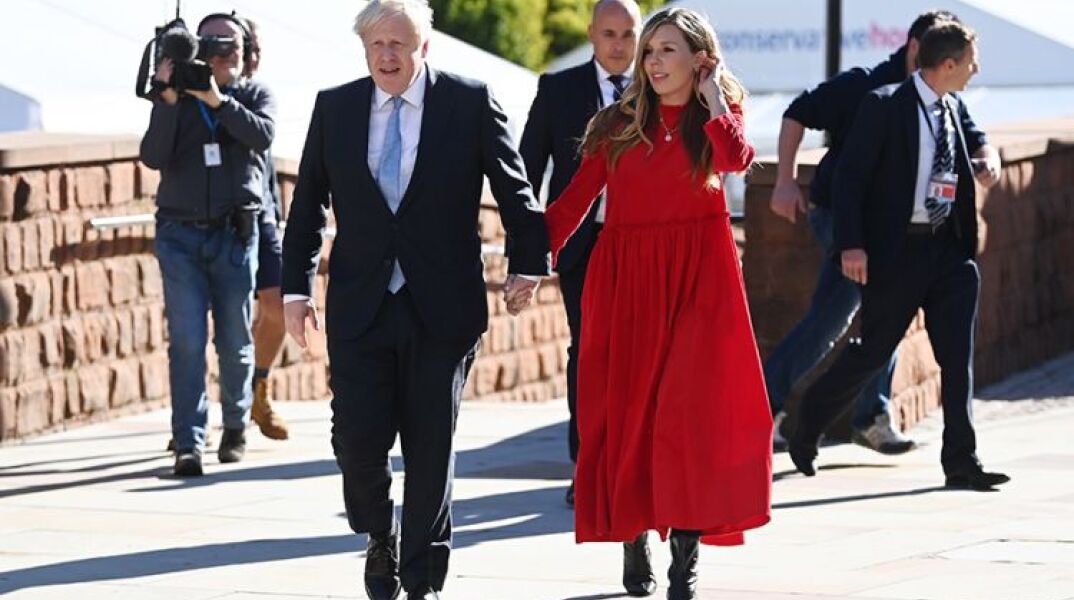 Ο Μπόρις Τζόνσον και η Κάρι Σίμοντς