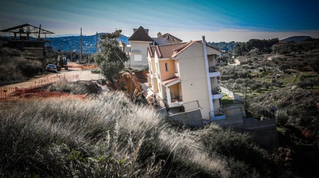 Καθίζηση σπιτιών στον Νέο Βουτζά 