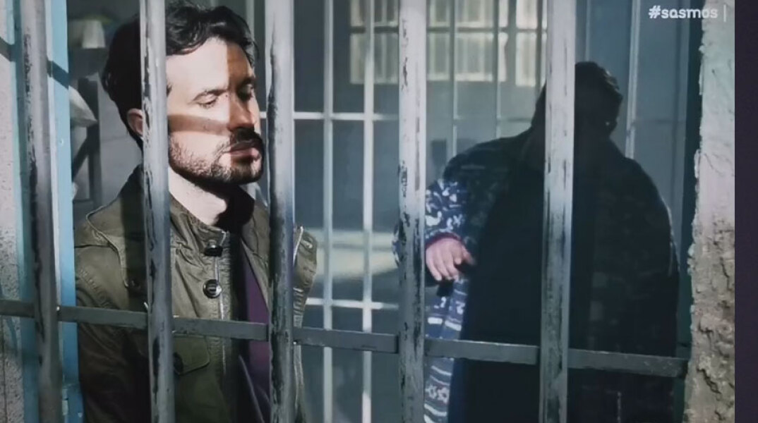 Σασμός: Ο συγκρατούμενος του Αστέρη στη φυλακή έχει γίνει viral στο Twitter