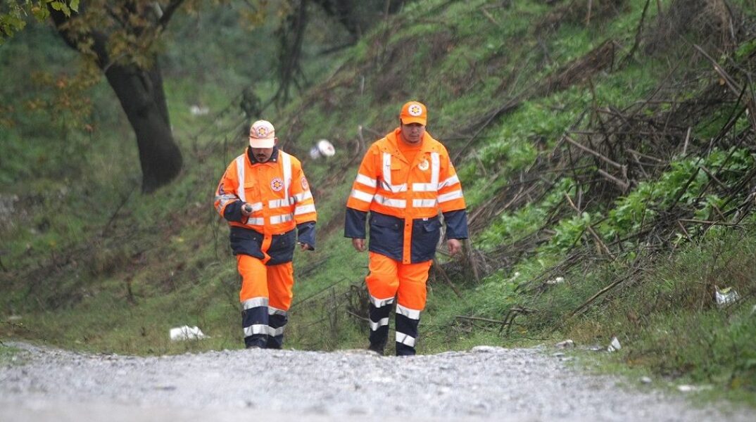 Σώοι εντοπίστηκαν οι δύο πεζοπόροι στην Πάρνηθα που είχαν χαθεί – Είχαν καλέσει στο 112 για βοήθεια