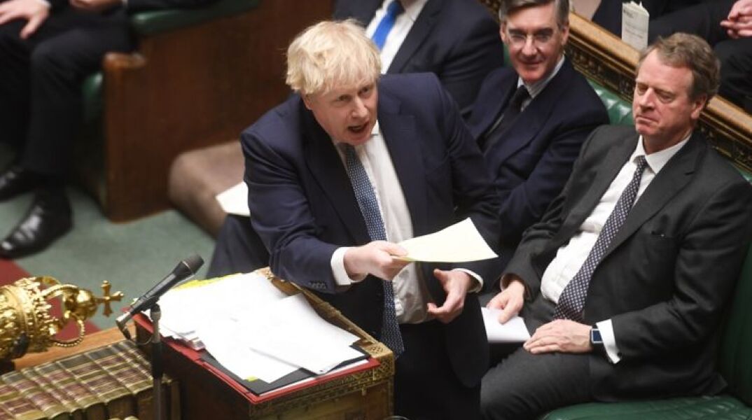  Ο πρωθυπουργός Μπόρις Τζόνσον κάλεσε τον Ρώσο πρόεδρο Πούτιν να κάνει ένα βήμα πίσω από τον "γκρεμό"