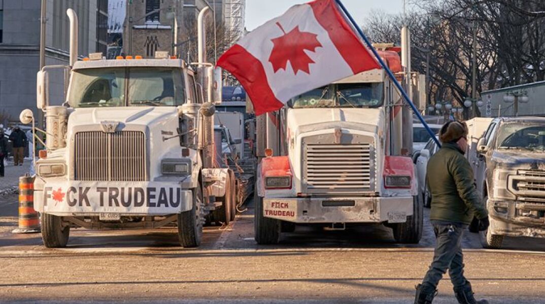 Καναδάς: Παραιτείται ο αρχηγός της αστυνομίας στην Οτάβα, ενώ οι διαδηλωτές εμφανίζονται ανυποχώρητοι	