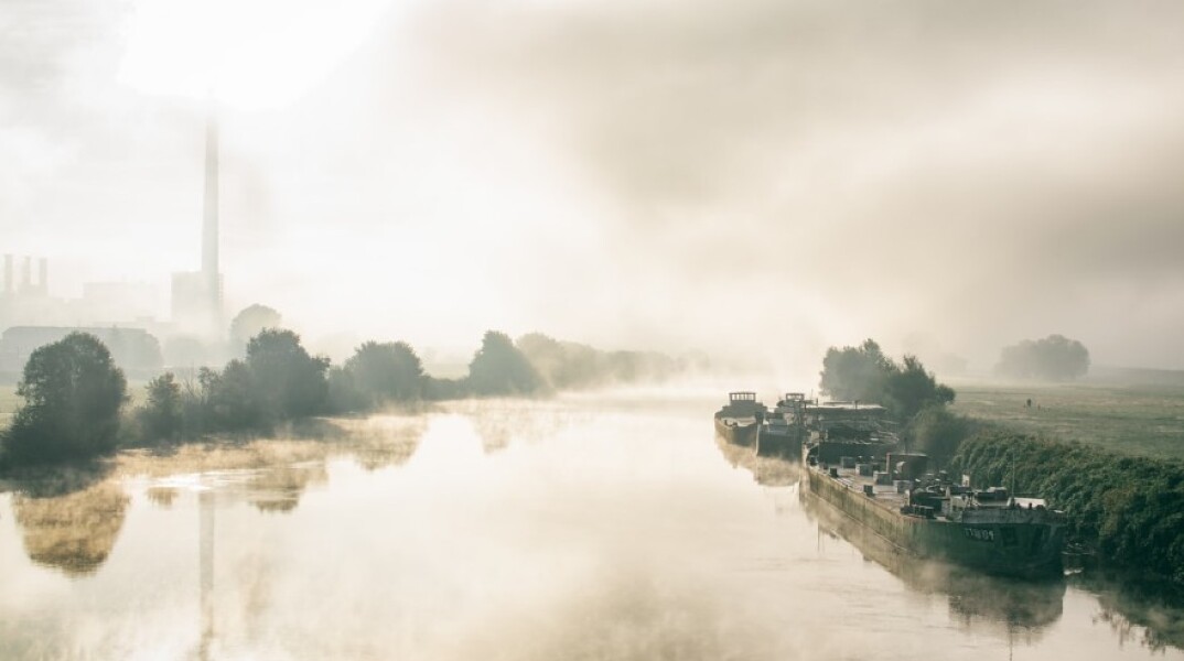 Μόλυνση σε ποτάμι