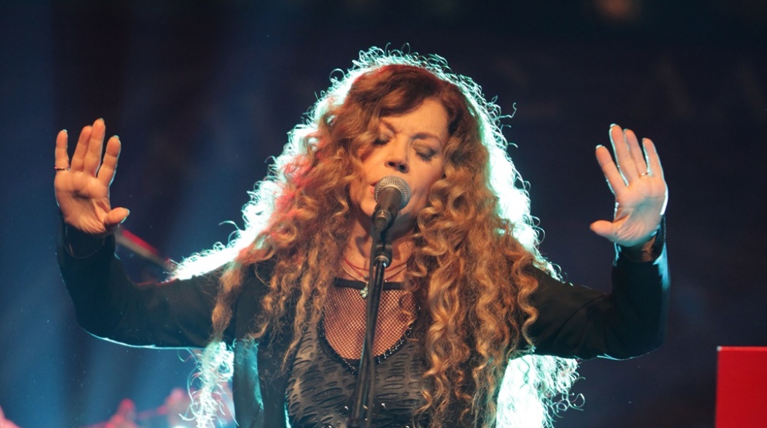 Η τραγουδίστρια Ελένη Δήμου