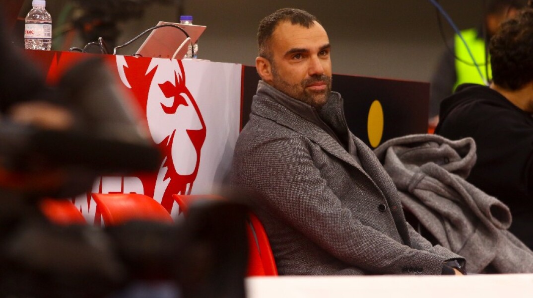 Ο παλαίμαχος Έλληνας ποδοσφαιριστής, Λάμπρος Χούτος