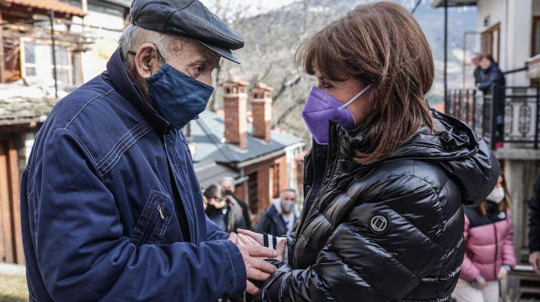 Στην Ήπειρο βρέθηκε η Πρόεδρος της Δημοκρατίας, Κατερίνα Σακελλαροπούλου, με αφορμή την 109η επέτειο απελευθέρωσης των Ιωαννίνων από τον οθωμανικό ζυγό. 