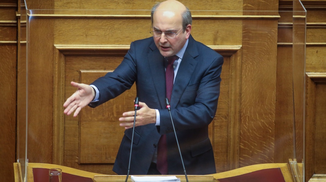 Ο υπουργός Εργασίας και Κοινωνικών Υποθέσεων, Κωστής Χατζηδάκης, σχολίασε τη θετική αντιμετώπιση των εργασιακών ρυθμίσεων στο Βέλγιο από τα ΜΜΕ της Αριστεράς.