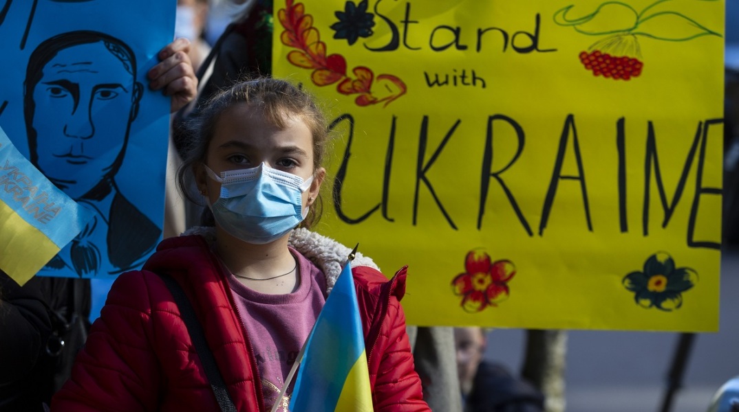 Ρωσο-ουκρανικός πόλεμος: Το Κρεμλίνο απομακρύνει ως «προβοκατόρικες» τις αναφορές της Δύσης περί εισβολής στην Ουκρανία.