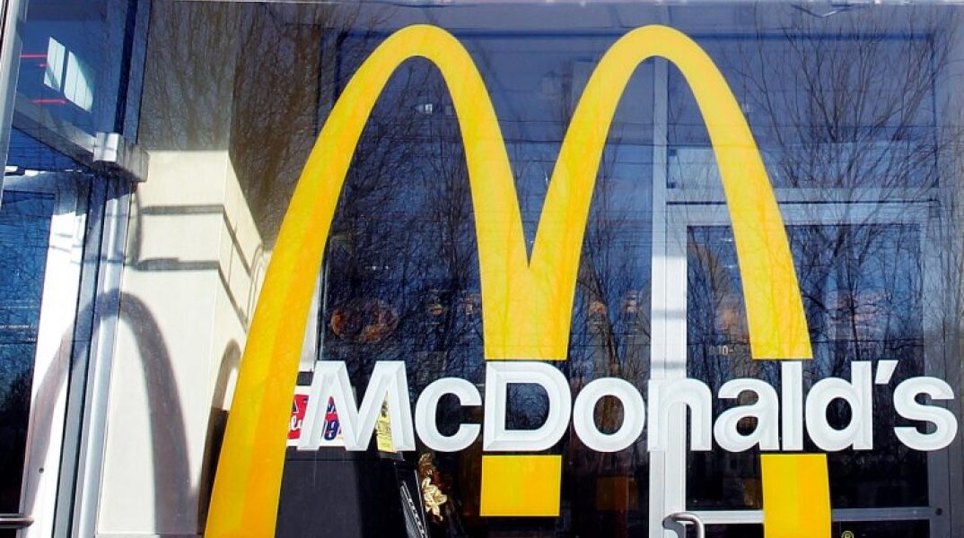 McDonald’s: Αντιπαράθεση για τις συνθήκες διαβίωσης των χοίρων