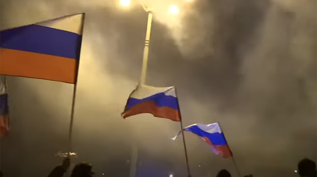Πανηγυρισμοί στο Ντονμπάς μετά την αναγνώριση από τη Ρωσία