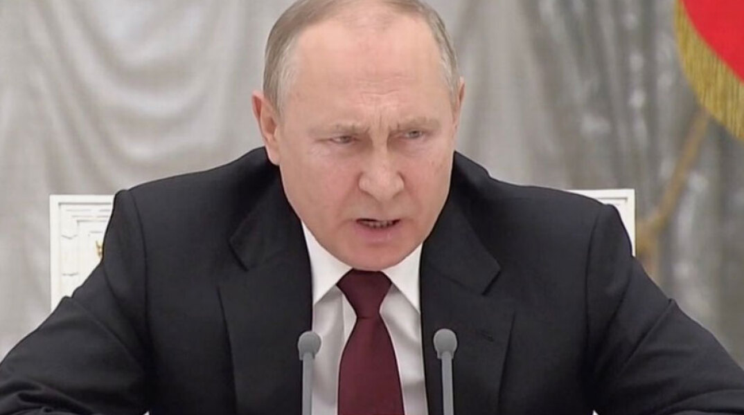 Ο Βλαντίμιρ Πούτιν έφερε σε δύσκολη θέση τον Ρώσο αρχικατάσκοπο Σεργκέι Ναρίσκιν