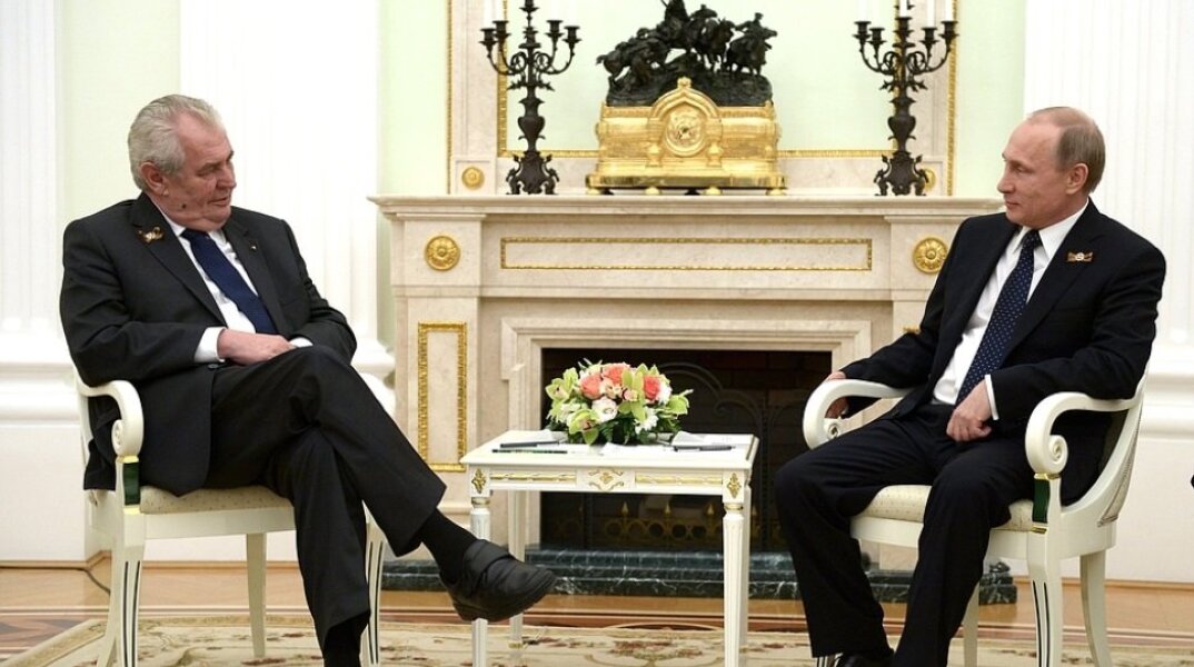 Πόλεμος στην Ουκρανία: «Ο τρελός πρέπει να απομονωθεί» λέει ο Τσέχος πρόεδρος για τον Πούτιν