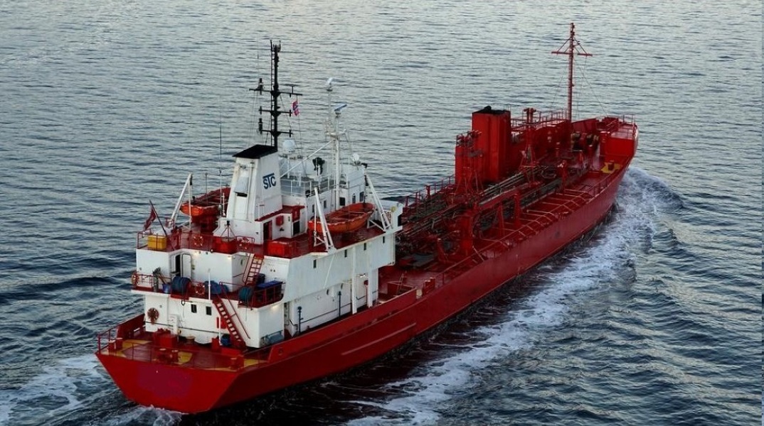 Ουκρανία-Ρωσία: Δεξαμενόπλοιο με σημαία Μολδαβίας επλήγη από πύραυλο κοντά στην Οδησσό