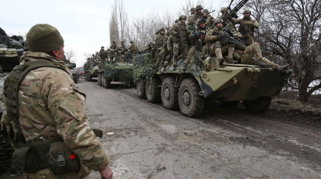 Ο ρωσικός στρατός προελαύνει στην Ουκρανία