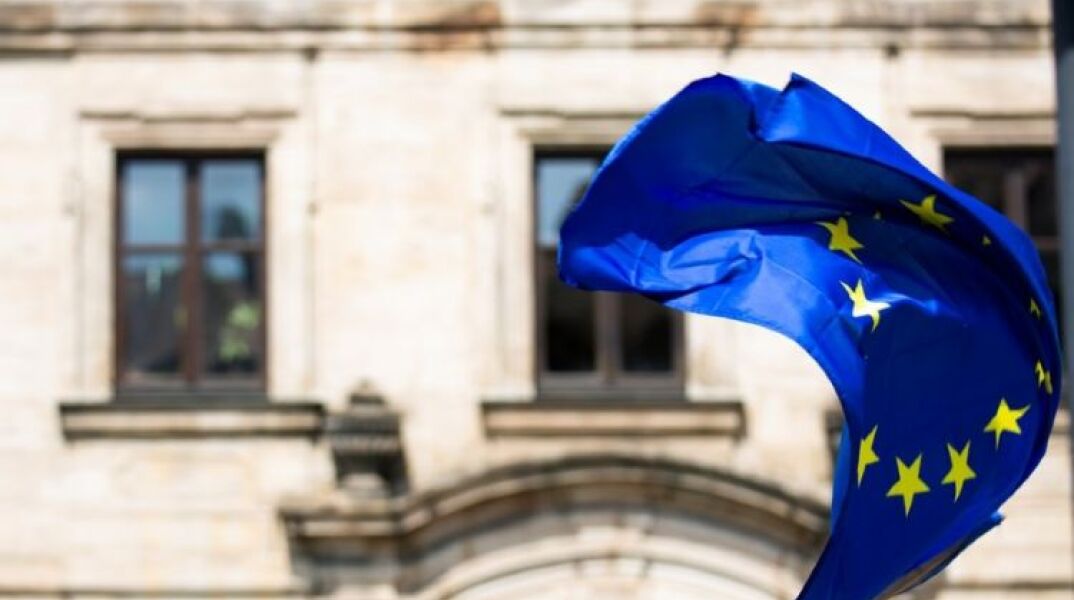 ΕΕ: Σε ισχύ το δεύτερο πακέτο κυρώσεων σε βάρος της Ρωσίας για την επίθεση εναντίον της Ουκρανίας	