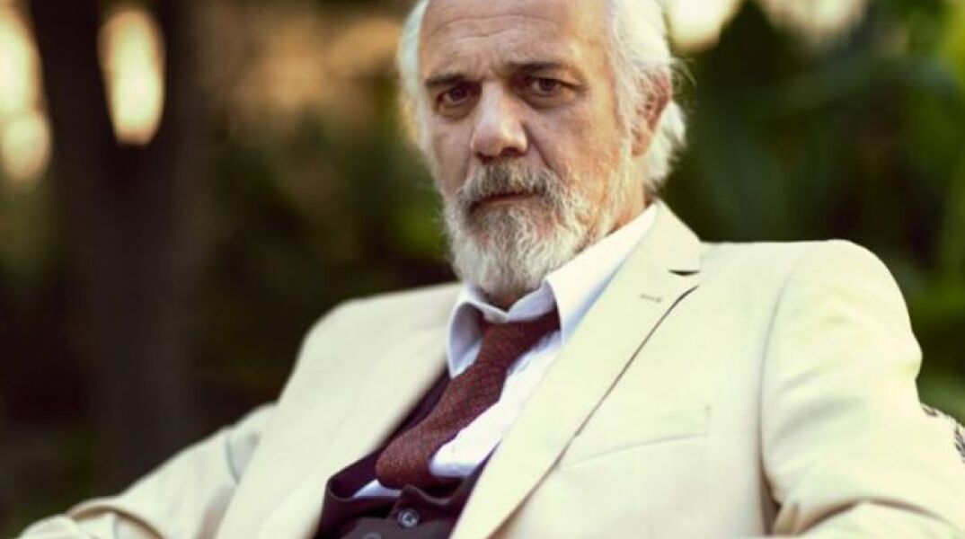 Αγωγή Κιμούλη κατά της Ζέτας Δούκα, άλλων δύο ηθοποιών και του ΣΕΗ - Ζητά αποζημίωση άνω του ενός εκατ. ευρώ