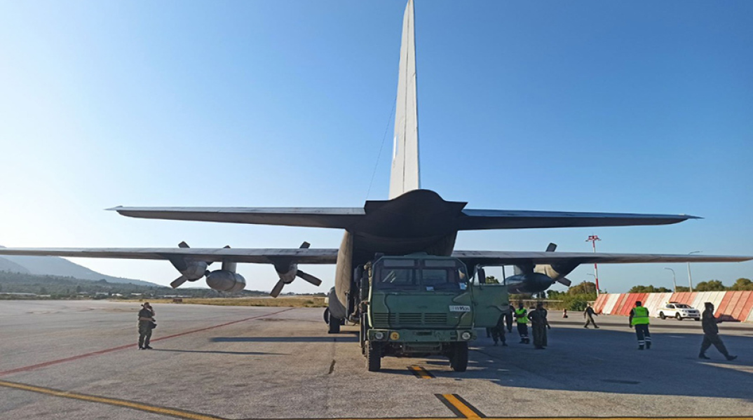 Αμυντικό υλικό με δύο C-130 αποστέλλει η Ελλάδα στην Ουκρανία