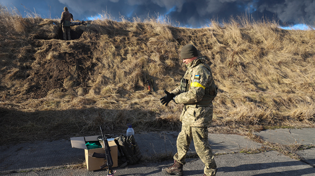 Το ουκρανικό τάγμα «Αζόφ» χτύπησε το χωριό Σαρτανά, λένε οι Ρώσοι